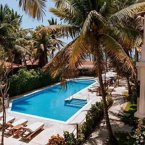Petit Lafitte Front & Hotel Playa del Carmen